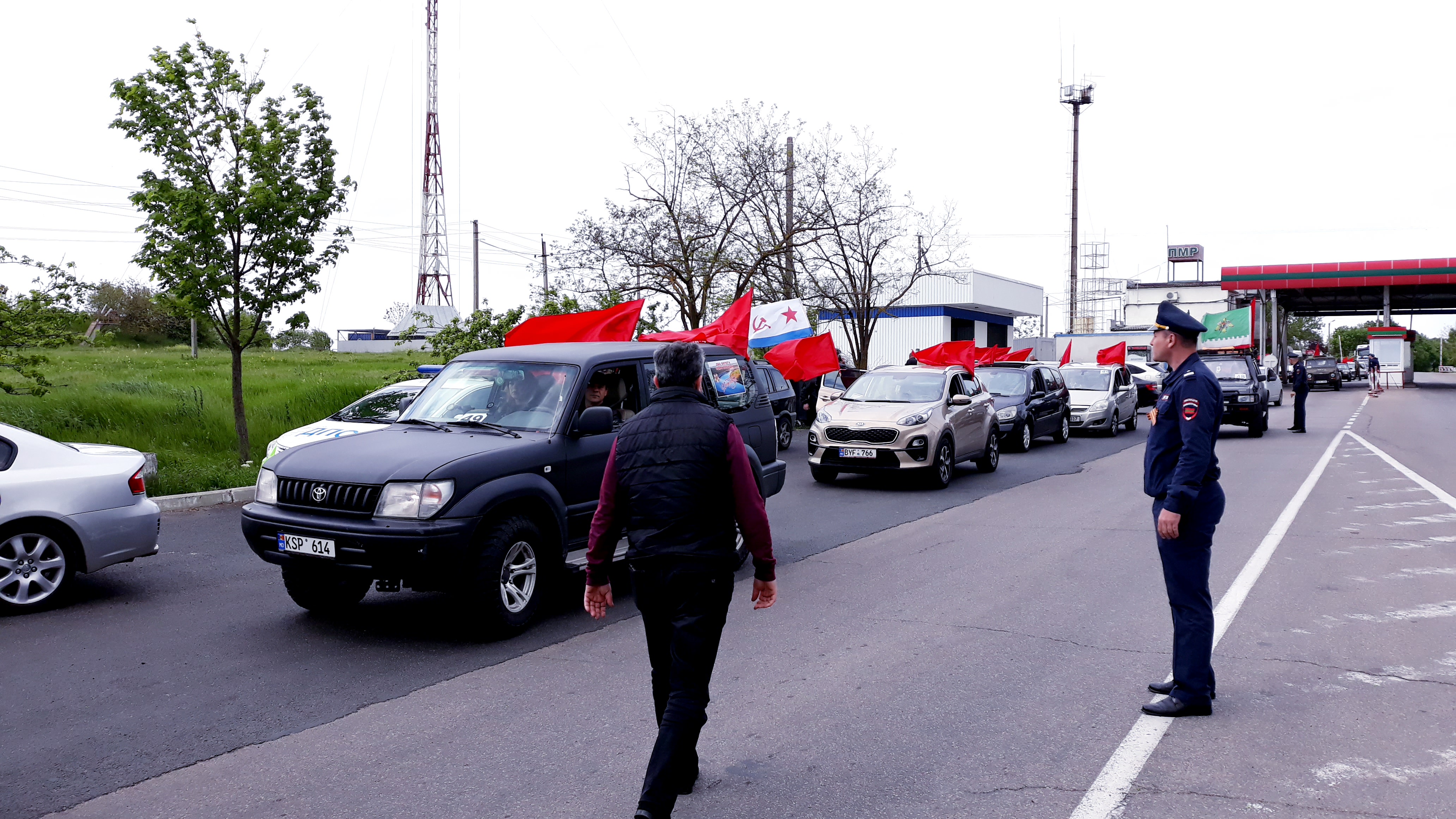 Состоялся автопробег "Два берега - одна Победа", приуроченный годовщине победы над фашизмом (Видео/Фото)