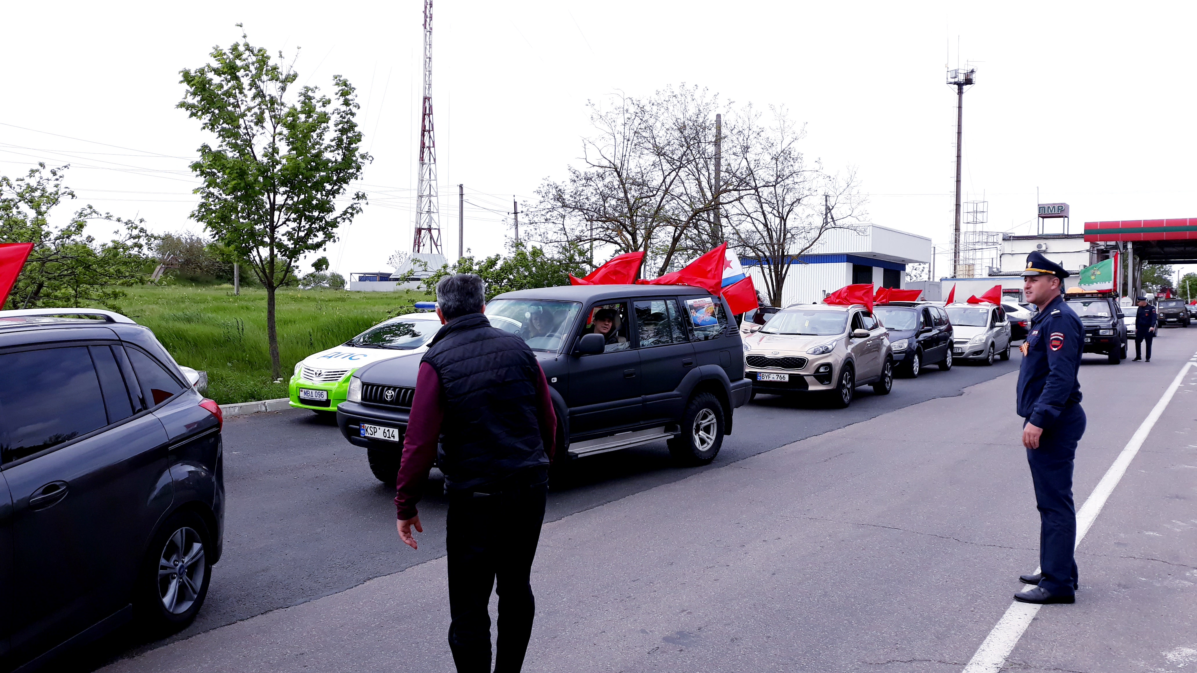 Состоялся автопробег "Два берега - одна Победа", приуроченный годовщине победы над фашизмом (Видео/Фото)
