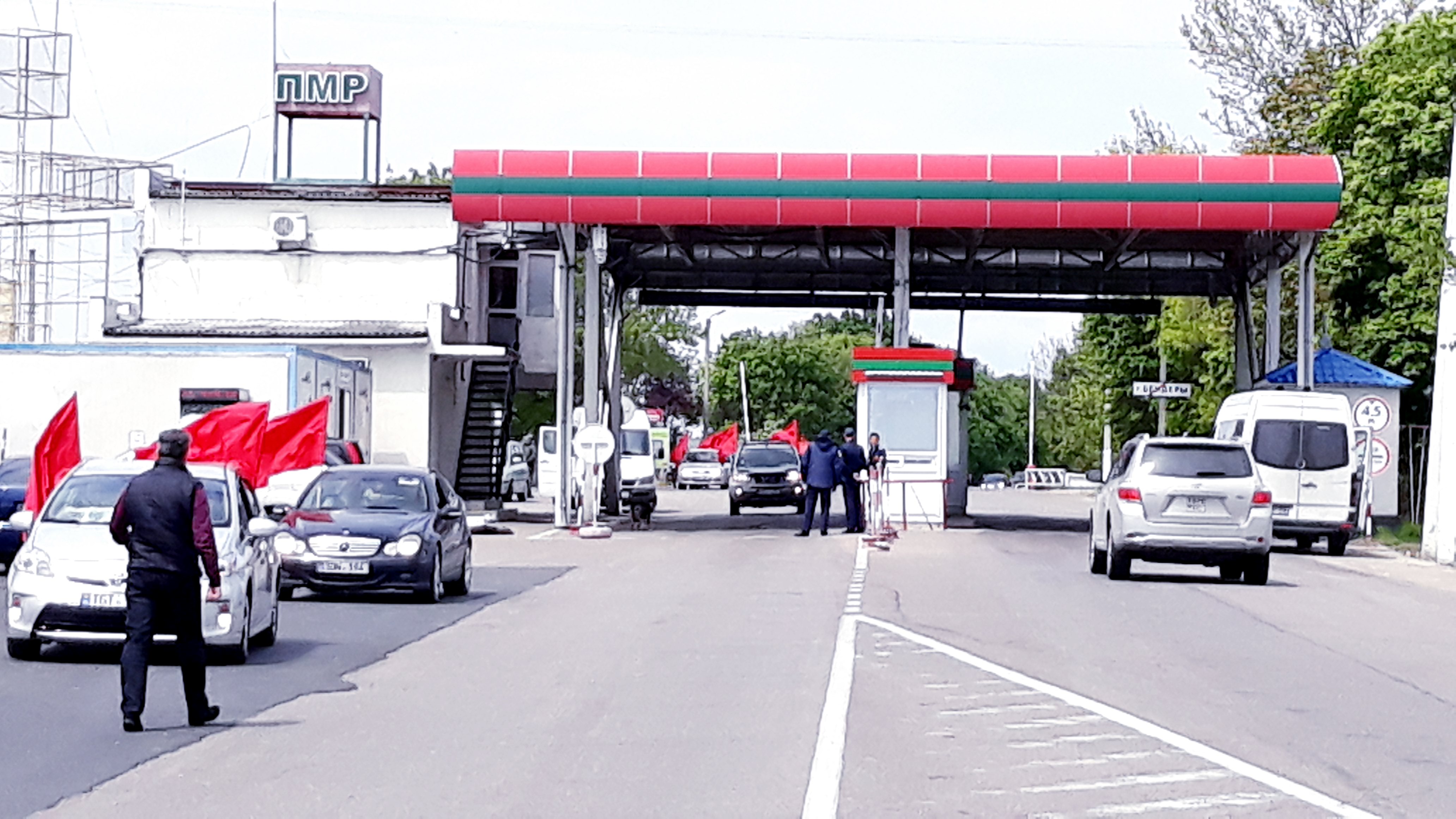 Состоялся автопробег "Два берега - одна Победа", приуроченный годовщине победы над фашизмом (Видео/Фото)