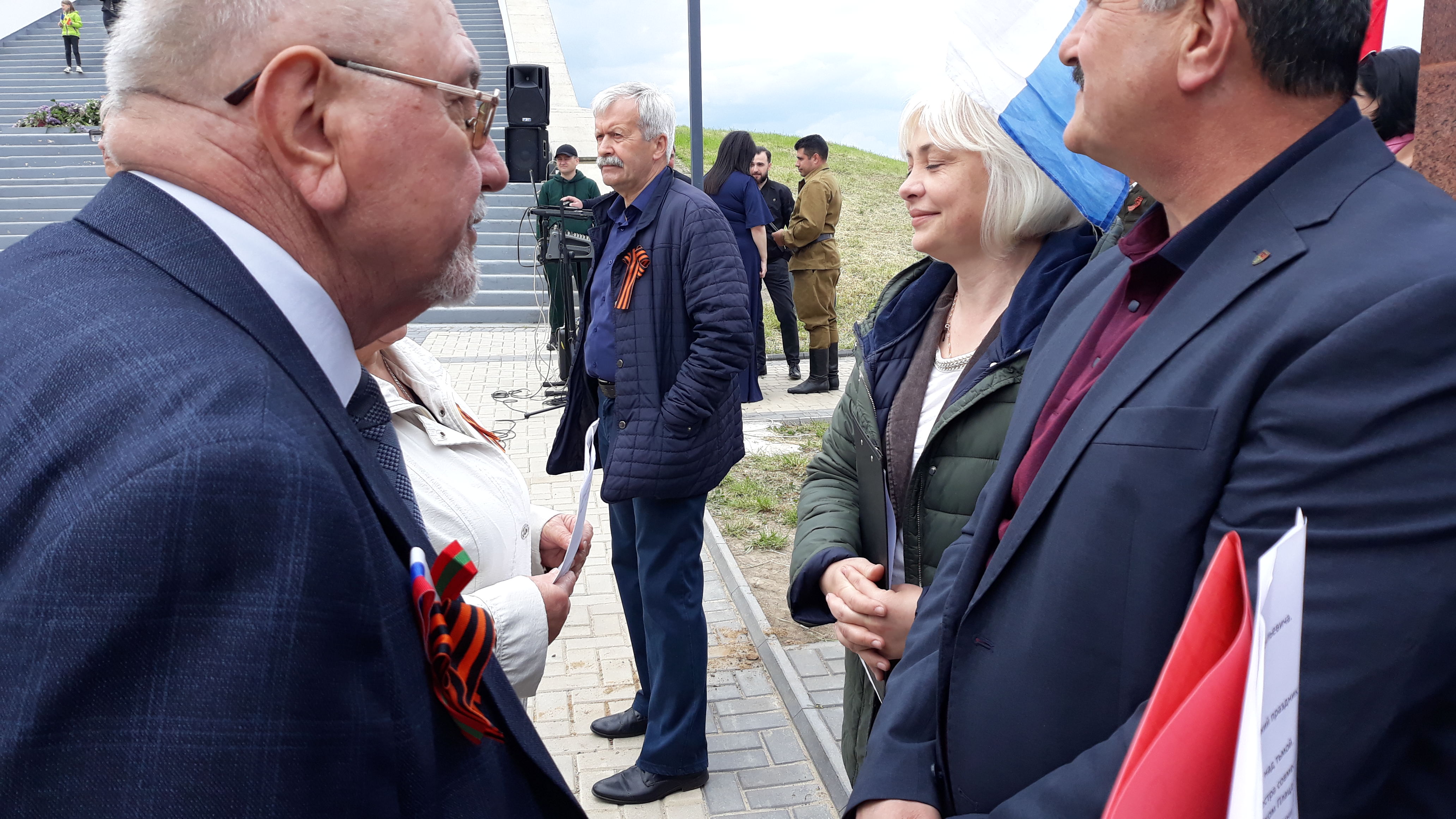 Состоялся автопробег "Два берега - одна Победа", приуроченный годовщине победы над фашизмом (Видео/Фото)