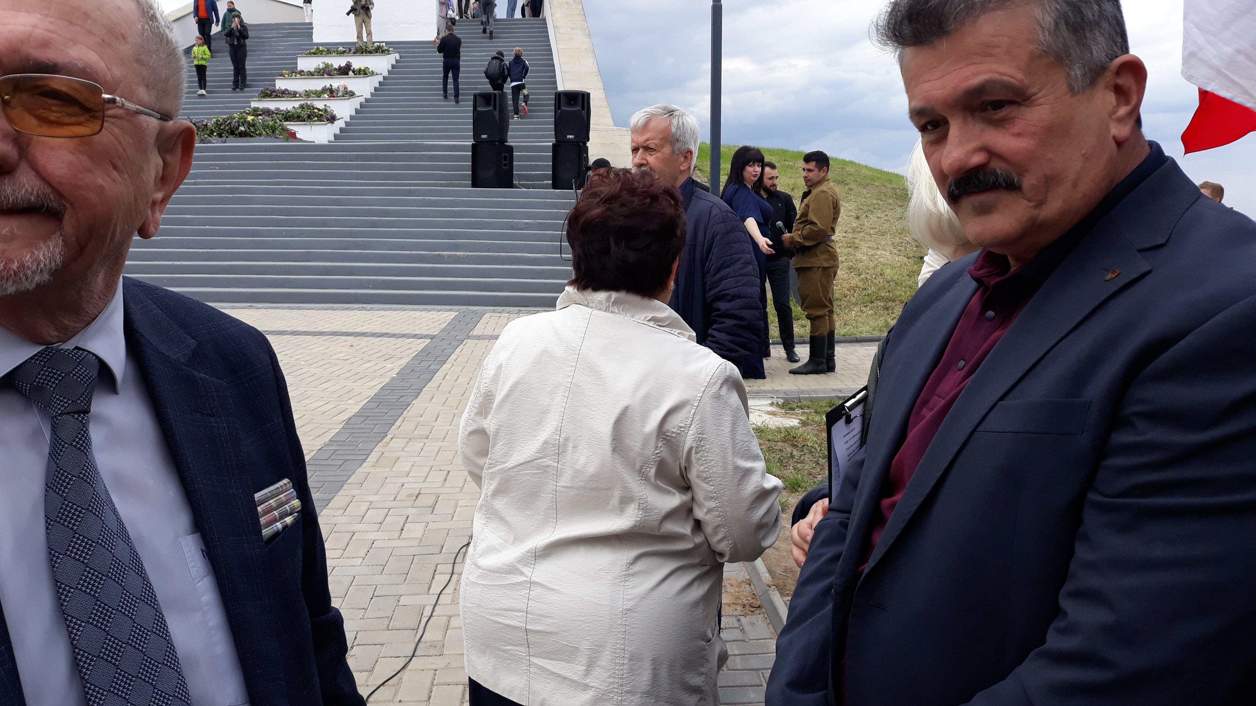 Состоялся автопробег "Два берега - одна Победа", приуроченный годовщине победы над фашизмом (Видео/Фото)