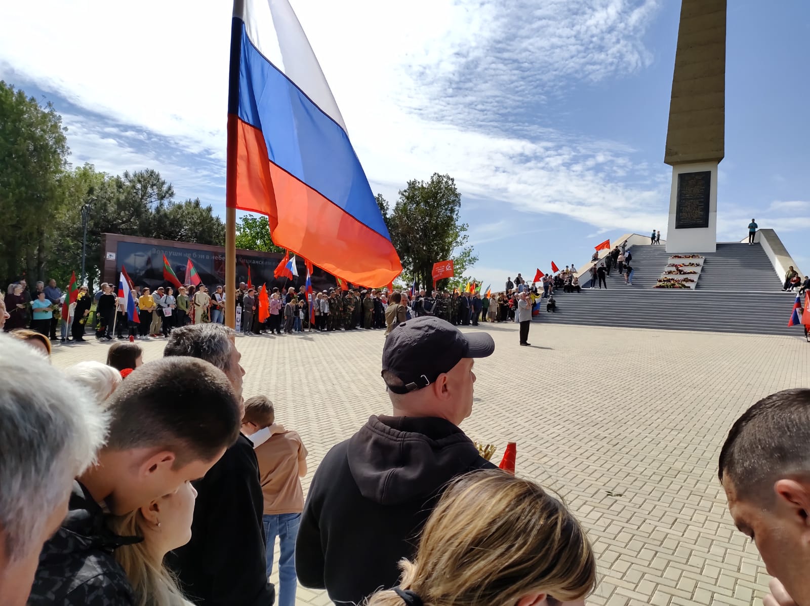 9 мая в Молдове состоялся автопропробег "Два берега - одна Победа" в честь праздника Великой Победы