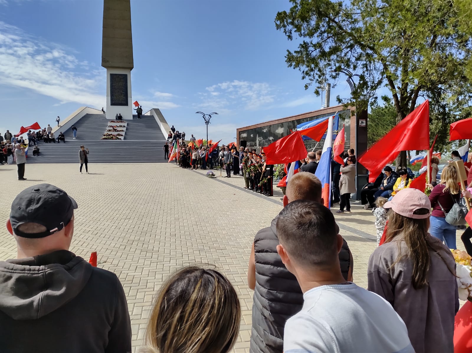 9 мая в Молдове состоялся автопропробег "Два берега - одна Победа" в честь праздника Великой Победы