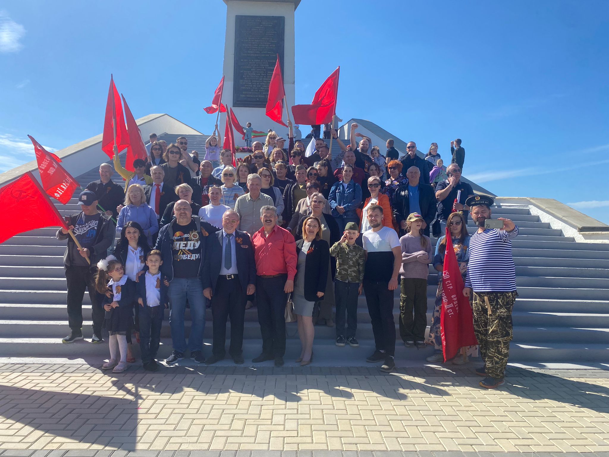 9 мая в Молдове состоялся автопропробег "Два берега - одна Победа" в честь праздника Великой Победы