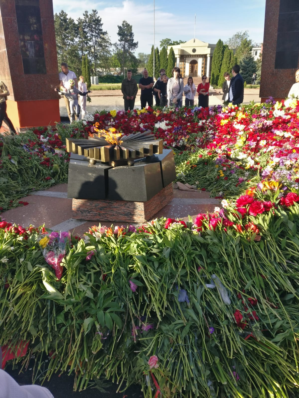 9 мая в Молдове состоялся автопропробег "Два берега - одна Победа" в честь праздника Великой Победы