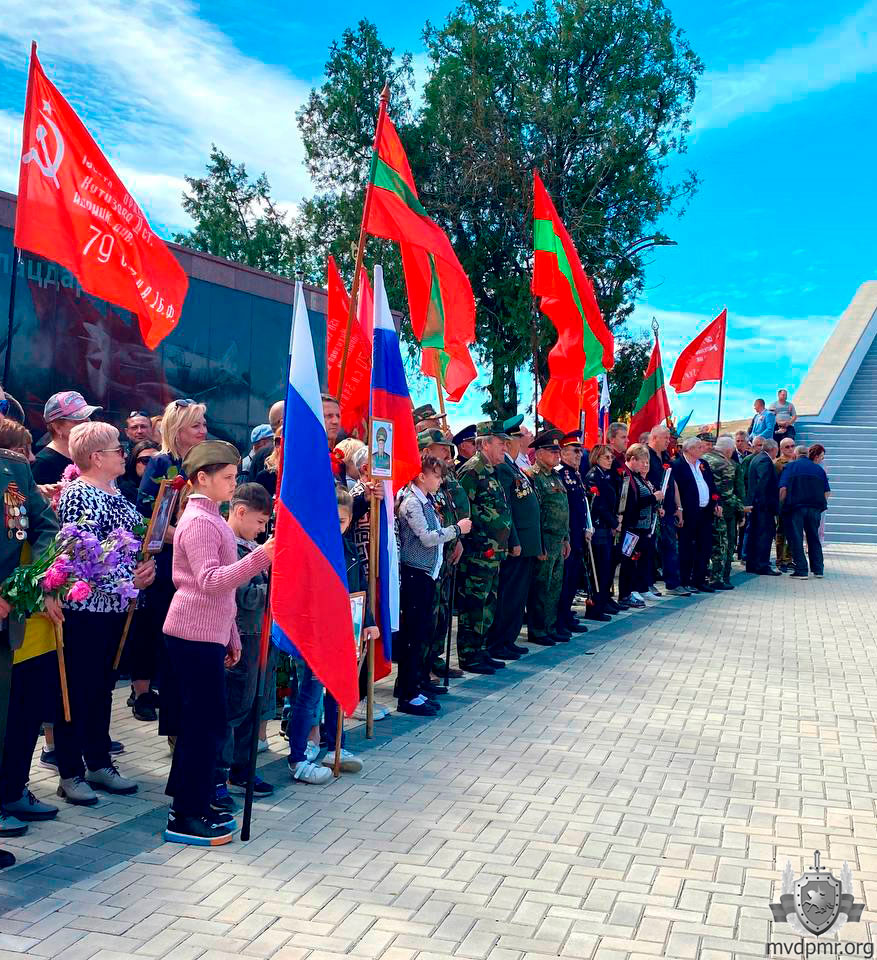 9 мая в Молдове состоялся автопропробег "Два берега - одна Победа" в честь праздника Великой Победы